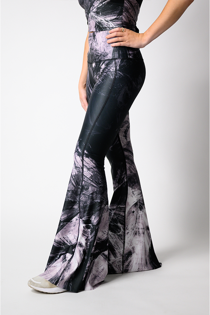 Original Bell - Root Chakra in Black  image number 0