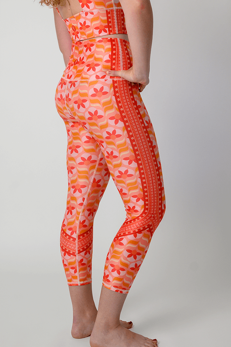 Capri Legging - Peach Out image number 2