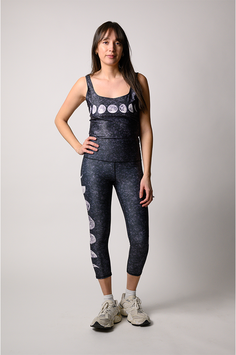 Om Tank - Moon Phase image number 2