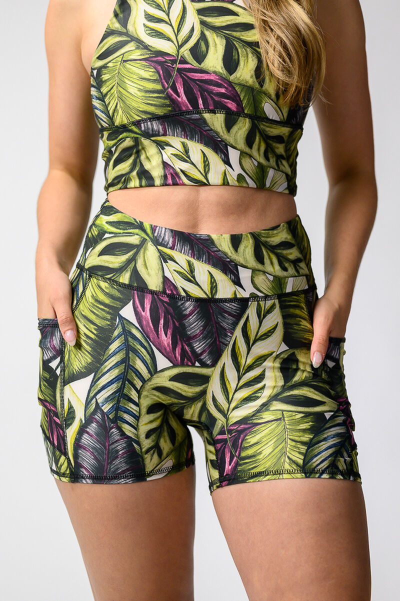 Non -Stop Short -Leaf it to Me image number 2