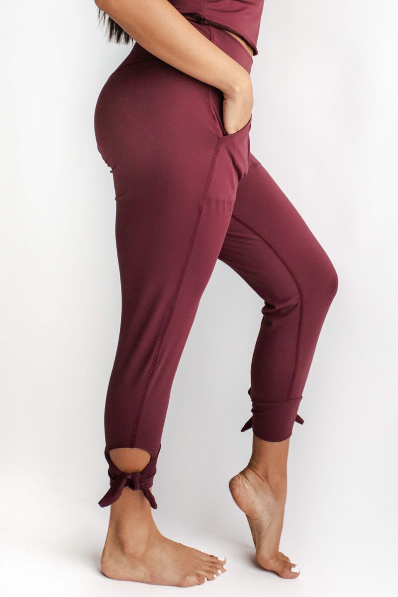 Sunday Jogger - Maroon image number 0