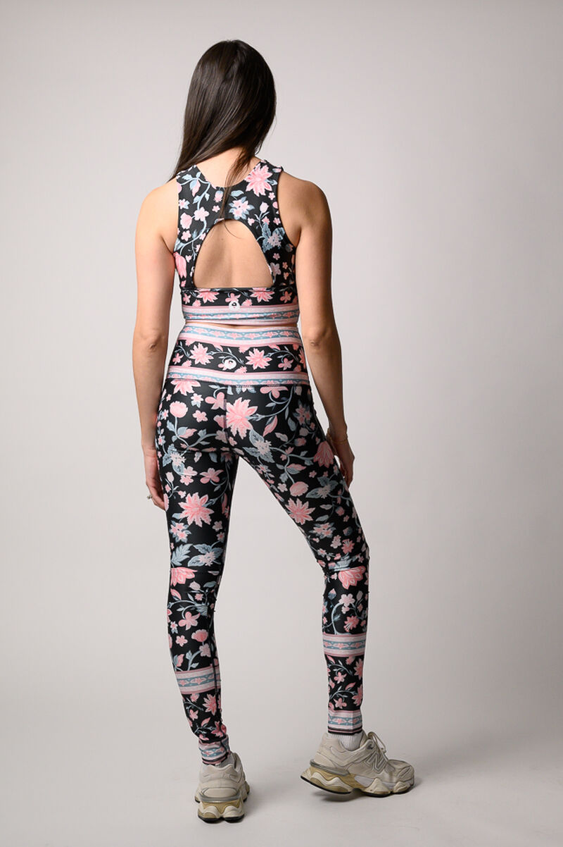 Free Range Sports Bra - The Charleston image number 2