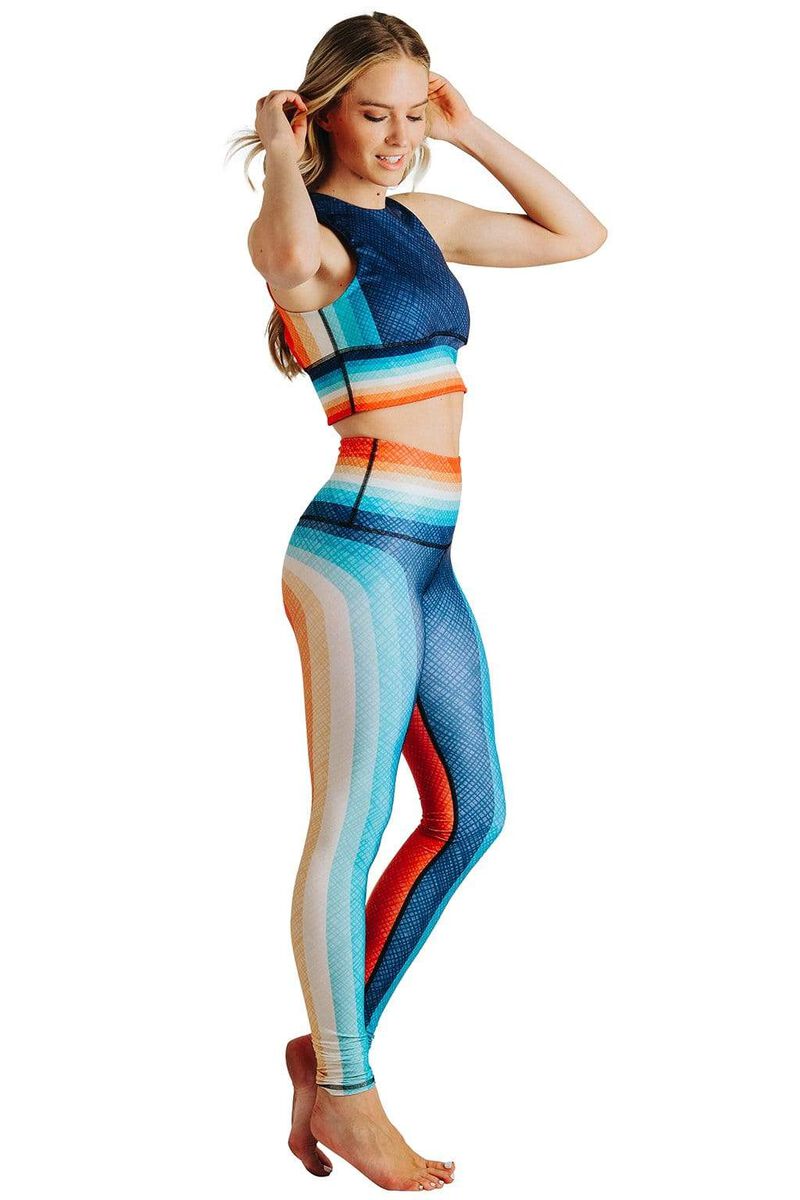 Free Range Sports Bra - Retro Rainbow image number 3