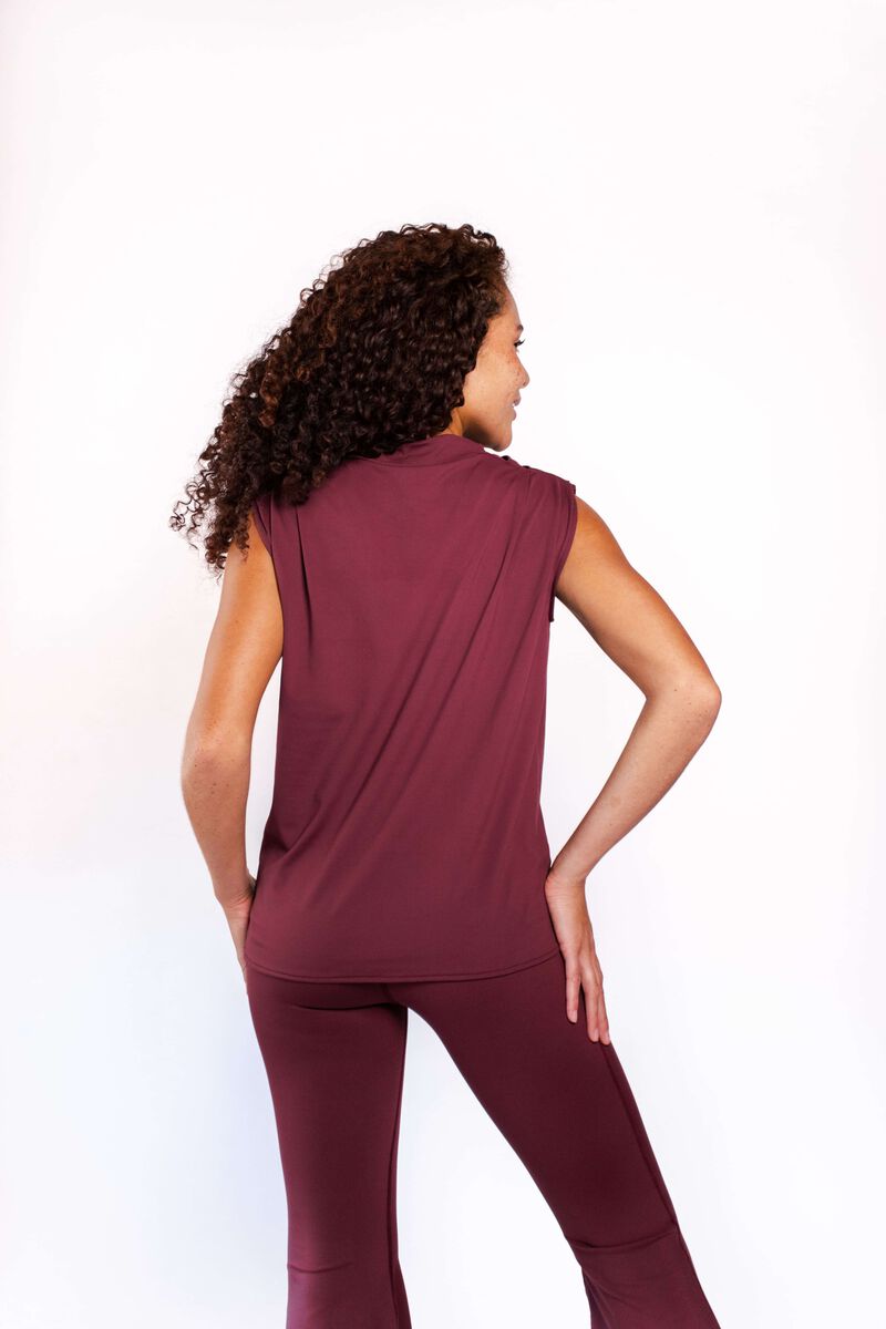 Goddess Tank - Maroon image number 4