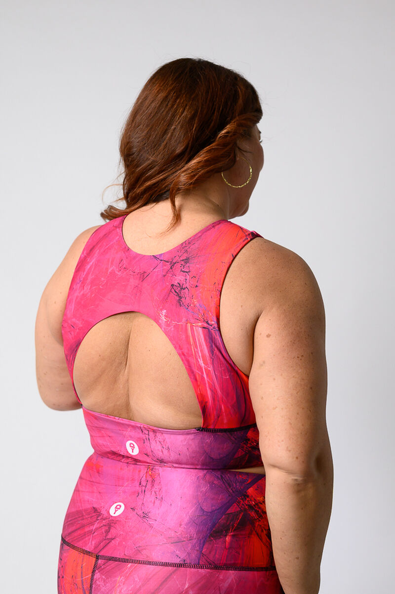 Free Range Sports Bra - Root Chakra image number 4