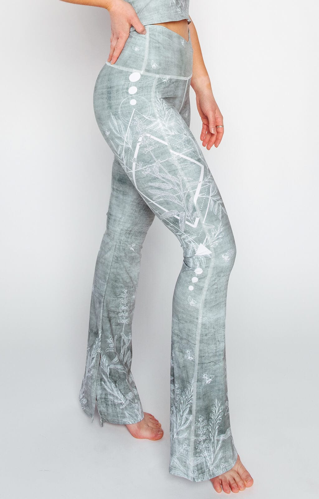 Split 'N Flare Pant - Pure Sage