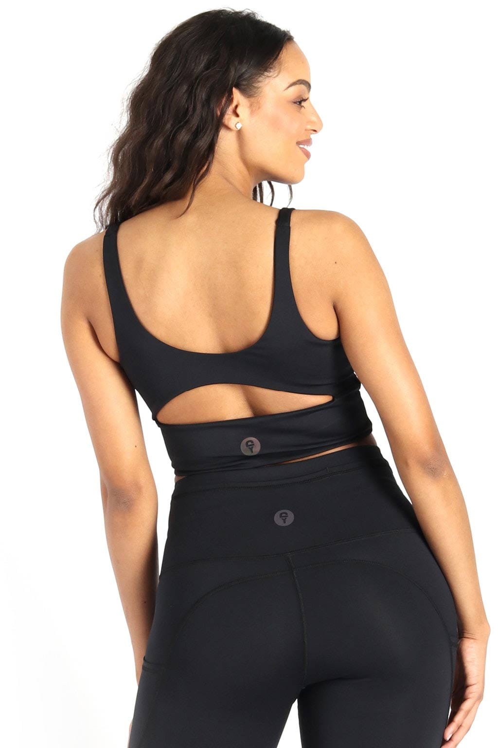 Limitless Sports Bra - Jet Black image number 4.0
