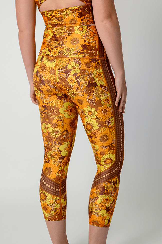 Capri Legging - Flower Power image number 2.0