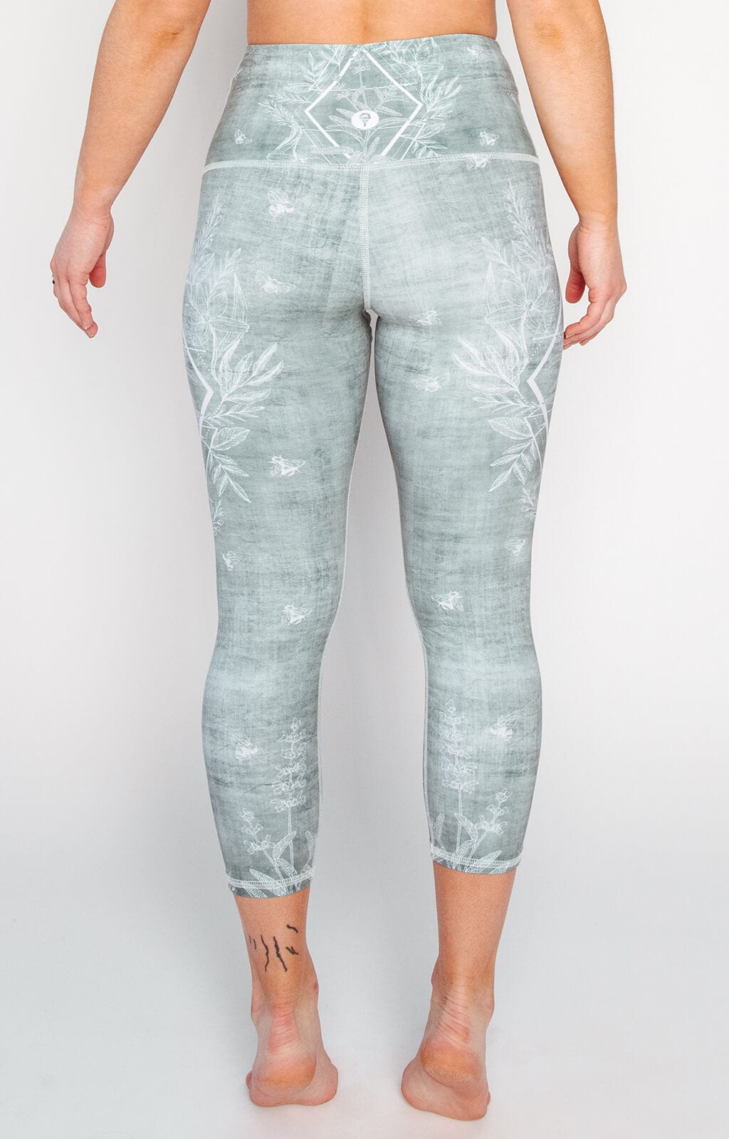 Capri Legging - Pure Sage image number 3.0