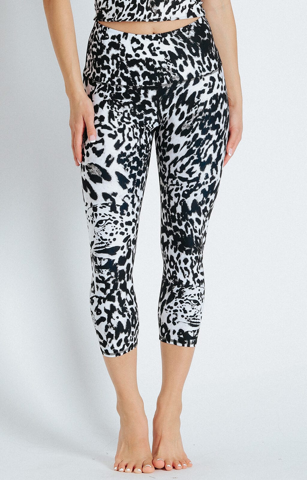 Capri Legging - Ghost Leopard image number 1.0